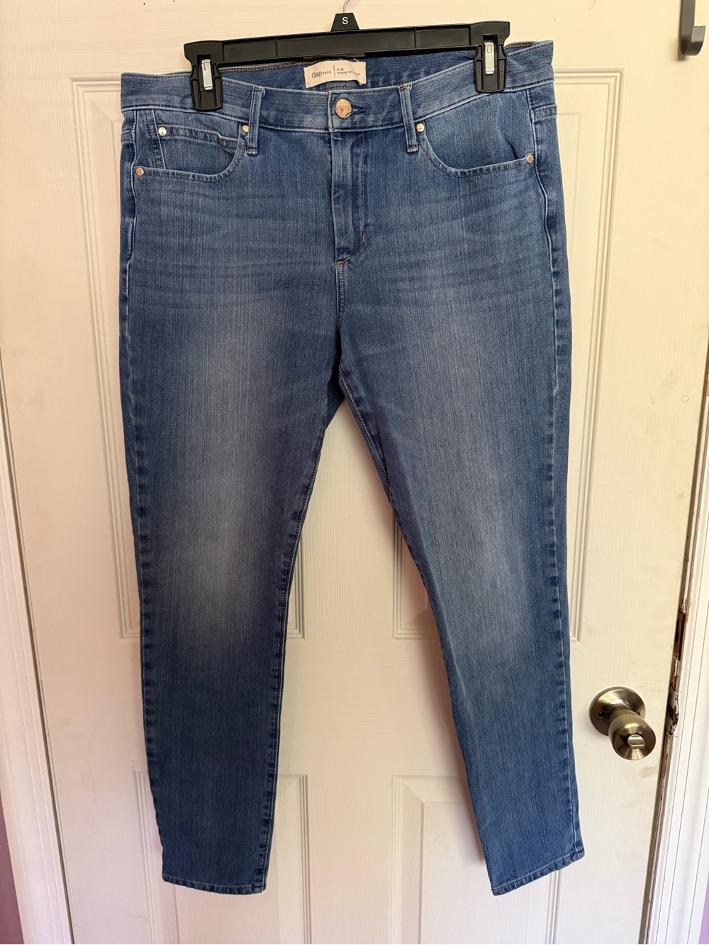 GAP Women's Medium Blue Skinny Jeans